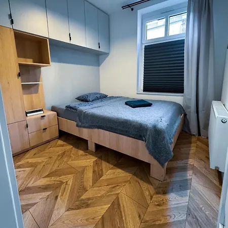 Apartmán Stylowy Z Osobna Sypialnia Powstancow 4a- Self Check-in Katovice