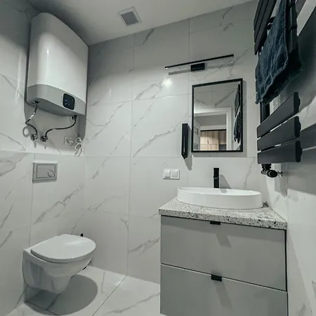 Апартаменты Stylowy Z Osobna Sypialnia Powstancow 4a- Self Check-in *